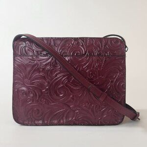 NWT Patricia Nash Vallata Leather Crossbody Bag in Magenta